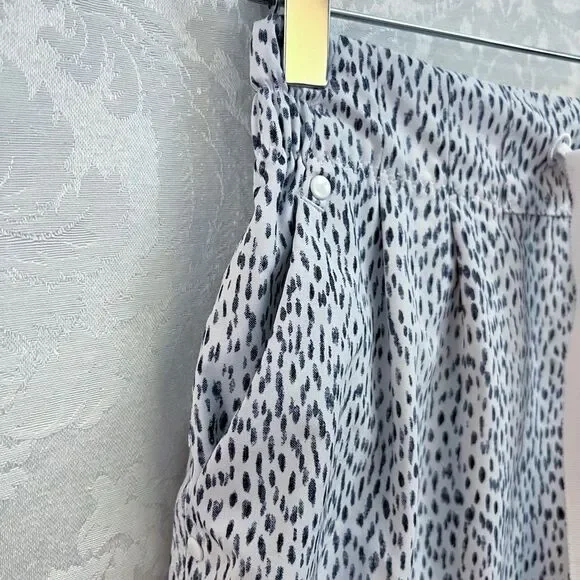 Lululemon Women’s Spring Break Away Short In Dottie Dash White Black Size 4 GUC - Picture 2 of 7